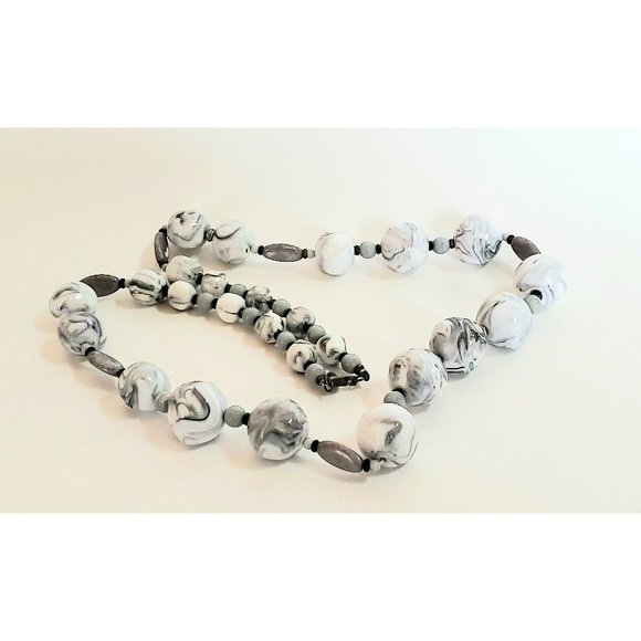 Vintage Miriam Haskell Couture Designer Black and White Marble Swirl Beaded Neck - Picture 12 of 13